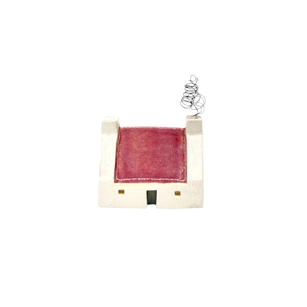 Ceramic Croft House with smoke - Pink